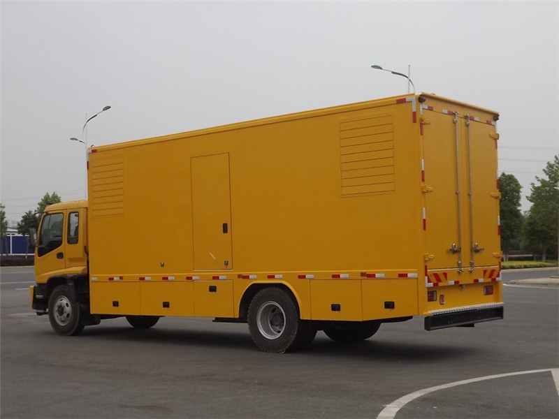 竹溪发电车租赁-柴油发电机组的清污方法怎么选用才正确