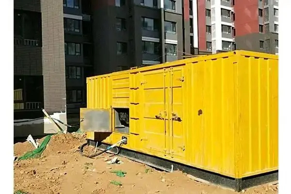 竹溪发电机租赁中燃油压力过低会对发动机的哪些部件造成损坏？