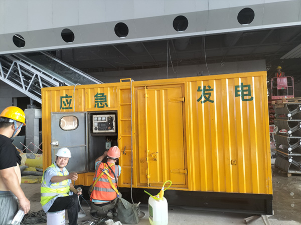 竹溪怎样判断空气滤清器是否需要更换？